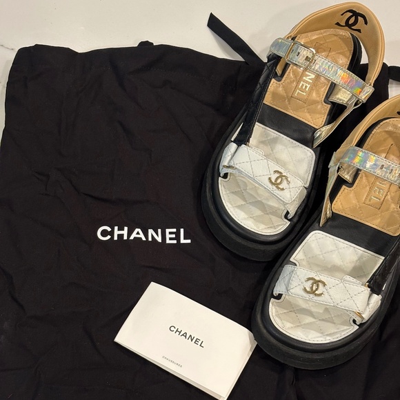 CHANEL lambskin Logo Platform Sandals - Picture 2 of 8